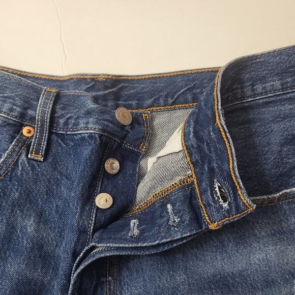 LEVI'S 501 Cut Off Denim Shorts Size Women's 31 - Picture 8 of 12
